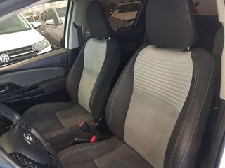 Toyota Yaris Hybrid Active