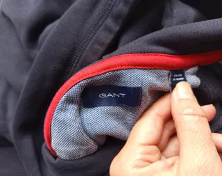 Felpa Gant blu con banda laterale