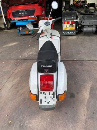 Vespa 200 Iris