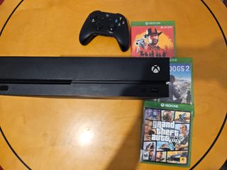 Xbox One X + 3 Juegos