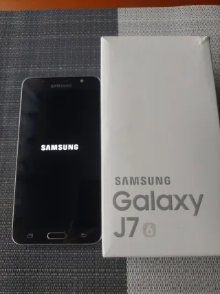Samsung Galaxy J7 Nero/Argento