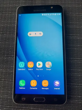 Samsung Galaxy J7 Nero/Argento