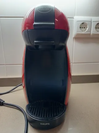 Cafetera Dolce Gusto Krups Roja