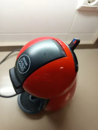 Cafetera Dolce Gusto Krups Roja