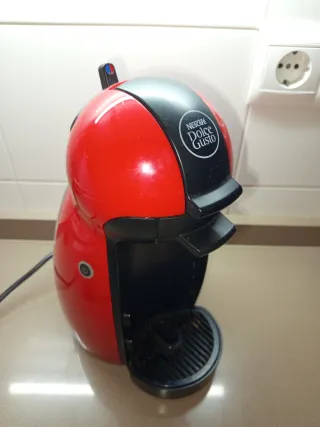 Cafetera Dolce Gusto Krups Roja