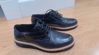 Zapatos negros de vestir