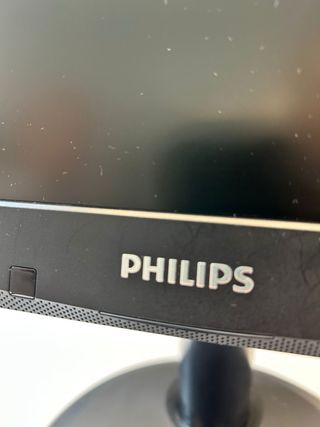 Monitor Philips + Teclado + Ratón Negro