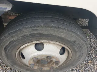 Nissan l80 multilif 8000kg