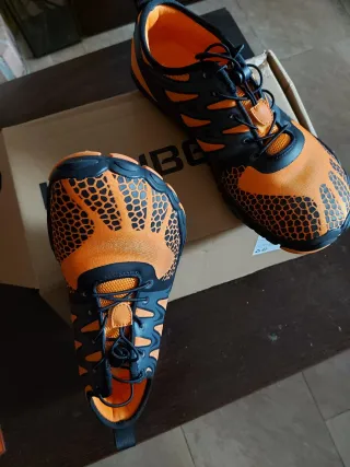 Zapatillas Hobibear Naranja y Negro