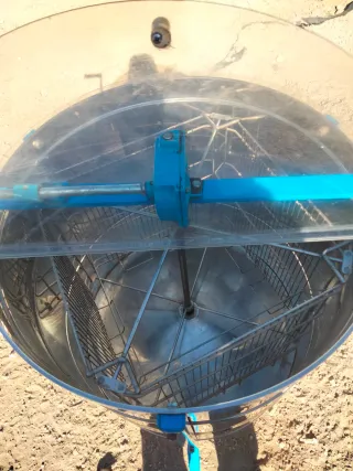 Extractor de miel para 4 cuadros