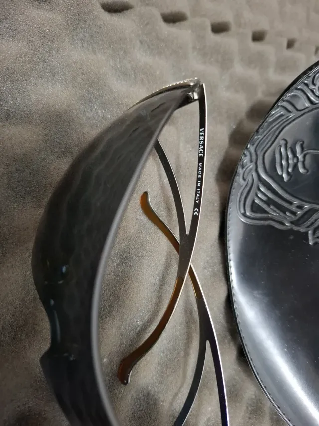 Gafas Versace Negras y Plateadas