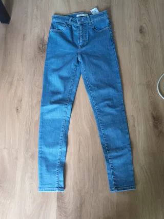 Tejanos Levi's Superskinny Azul Claro Talla 26