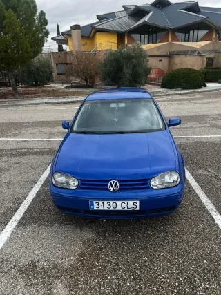 Volkswagen Golf 2003