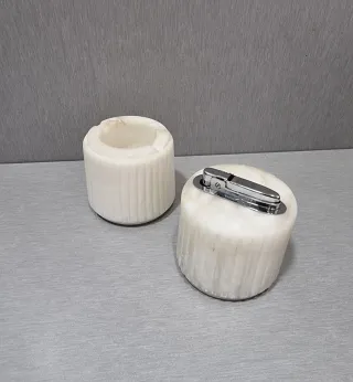 Cenicero y Mechero de alabastro vintage antiguo.