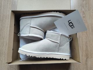 Botas UGG Beige Cortas