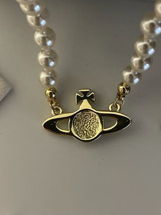 Collar Perlas Vivienne Westwood Dorado