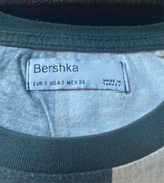 Camiseta Bershka a rayas Beige y negro – Talla S