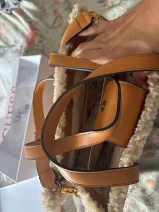 Bolso de ante con borreguito