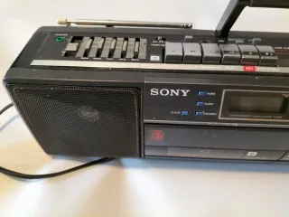 Radio Cassette Sony GFS-W501L