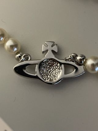 Collar Vivienne Westwood Mini Bas Relief plateado