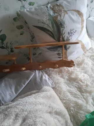 Perchero de pared de madera