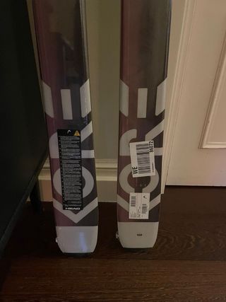 Esquís HEAD Kore 103 más ataduras head