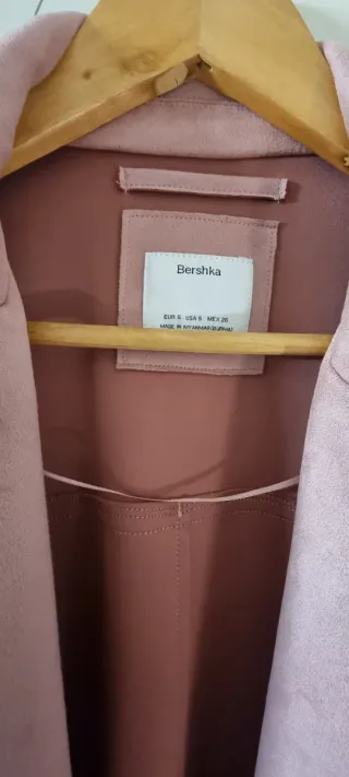 Cappotto rosa Bershka