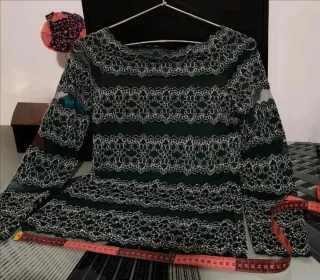 1 Blusa verde botella M/L encaje