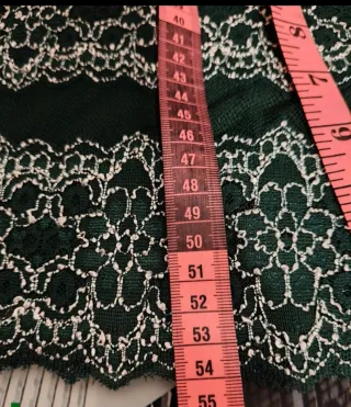 1 Blusa verde botella M/L encaje