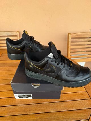 Nike Air Force 1 '07 Scarpe Nero Oro