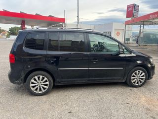 Volkswagen Touran 2012