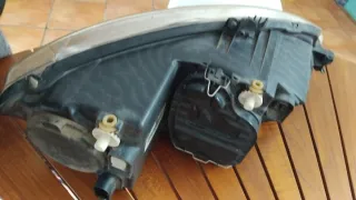 Faro Seat León Derecho