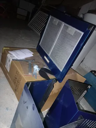 Campana extractora azul