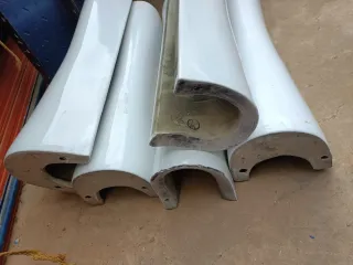 Lote sanitarios: inodoros y lavabos