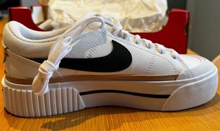 Zapatillas Nike SIN ESTRENAR Talla 37,5