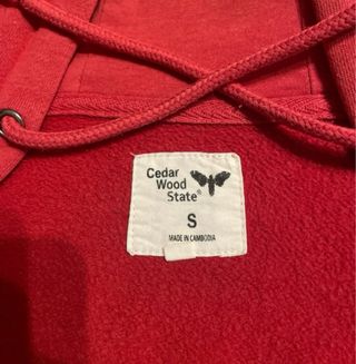 Chaqueta roja con capucha con estilo - Talla S