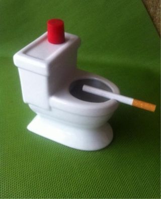 Cenicero Curioso Balby Nuevo sin usar