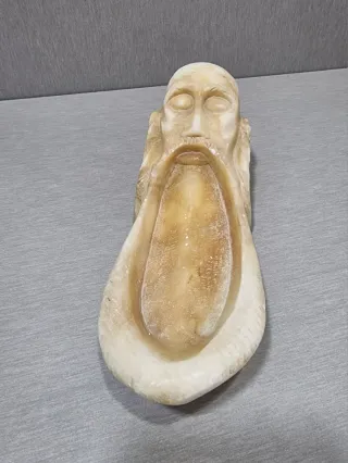 Cenicero de alabastro antiguo cabeza