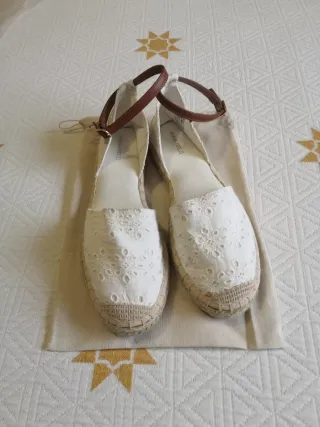 Alpargatas bordadas Anna Field mujer