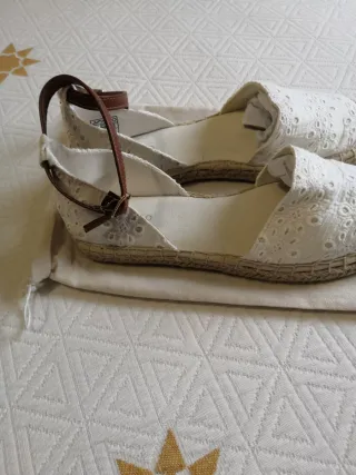 Alpargatas bordadas Anna Field mujer