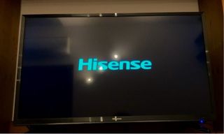 TV Hisense HD Nera