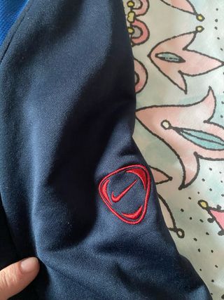 Sudadera FC Barcelona Nike 2004 , talla M ,