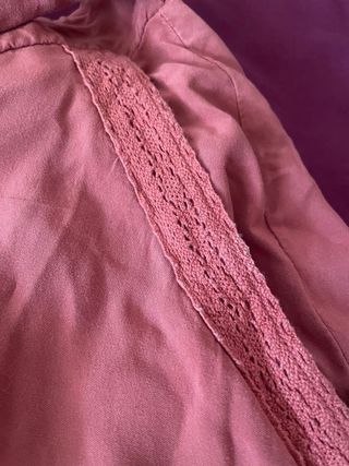 Pantalón fluido rosa con lazada