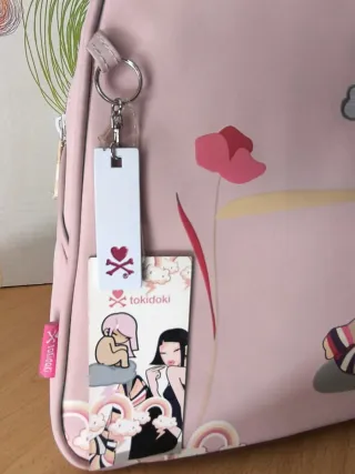 Bolso Tokidoki Rosa con Dibujos