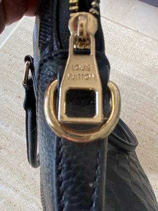 Bolso Louis Vuitton Negro Portátil o tablet