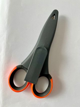 Tijeras de electricista con funda