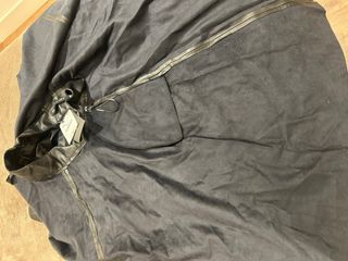 Falda polipiel con bolsillos