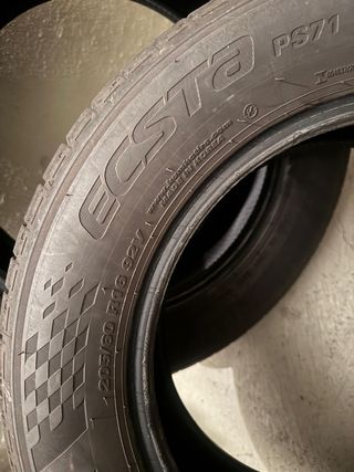 2 Kumho 205/60R16 92V Neumáticos