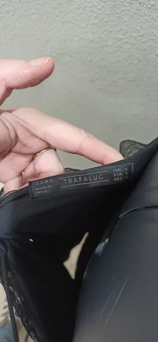 Vestido Zara tirantes gasa negro Zara S/M