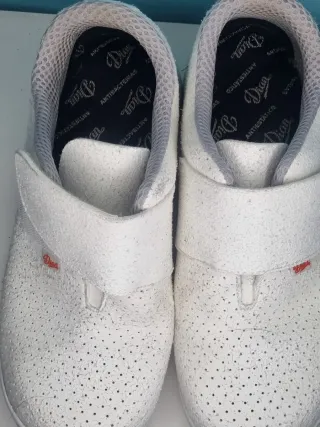 Zapatos de enfermera Dian blancos